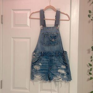 American eagle Jean overalls